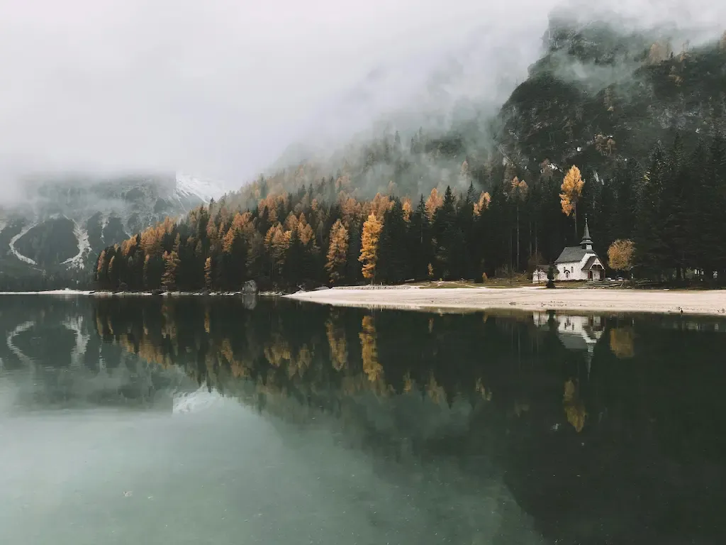 The Philosophy of Small: Why Tiny Houses are the Ultimate Modern Luxury